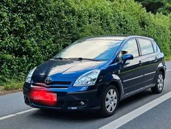 Blau Gebraucht 2004 Toyota Corolla Verso Executive Van / Kleinbus | 4.300 € (Etwas zu teuer)