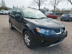 Schwarz Gebraucht 2009 Mitsubishi Outlander Instyle SUV | 6.200 € (Fairer Preis)