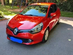 Rot Gebraucht 2013 Renault Clio IV Expression Limousine | 5.700 € (Fairer Preis)