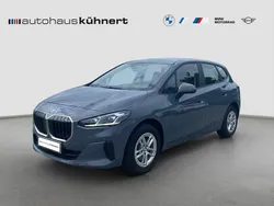 Sparkling kupfergrau metallic Gebraucht 2022 BMW 218 Active Tourer Sport Line Van / Kleinbus | 26.585 € (Fairer Preis)