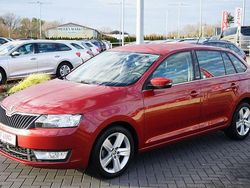 Rot Gebraucht 2017 Skoda Rapid Joy Kombi | 12.990 € (Etwas zu teuer)