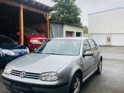 Grau Gebraucht 2002 VW Golf IV Edition Kleinwagen | 300 € (Superpreis)