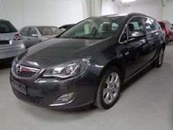 Grau Gebraucht 2012 Opel Astra Innovation Kombi | 3.399 € (Superpreis)