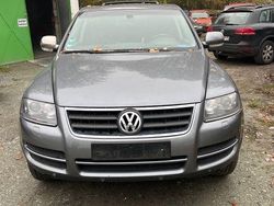 Grau Gebraucht 2005 VW Touareg SUV | 4.950 € (Fairer Preis)