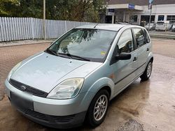 Silber Gebraucht 2004 Ford Fiesta Kleinwagen | 1.299 € (Fairer Preis)