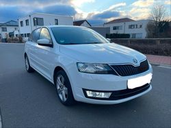 Weiß Gebraucht 2016 Skoda Rapid Joy Limousine | 7.750 € (Fairer Preis)