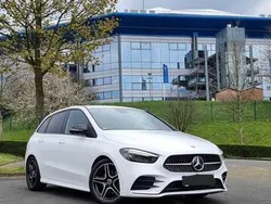 Weiß Gebraucht 2019 Mercedes B200 Night Van / Kleinbus | 26.000 € (Teuer)
