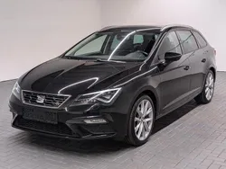 Mitternachtsschwarz met. Gebraucht 2018 Seat Leon ST FR Kombi | 15.980 € (Etwas zu teuer)