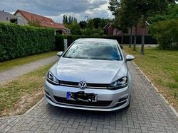 Silber Gebraucht 2016 VW Golf VII Allstar Limousine | 12.500 € (Fairer Preis)