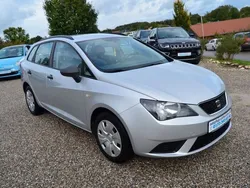 Silber Gebraucht 2014 Seat Ibiza Reference Limousine | 6.900 € (Etwas zu teuer)