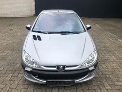 Silber Gebraucht 2001 Peugeot 206 CC Cabrio | 650 € (Guter Preis)