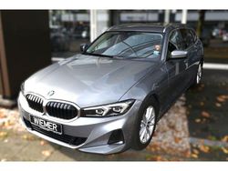 Grau Gebraucht 2024 BMW 318 Kombi | 26.490 € (Guter Preis)