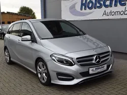 Silber Gebraucht 2015 Mercedes B200 Van / Kleinbus | 17.950 € (Fairer Preis)