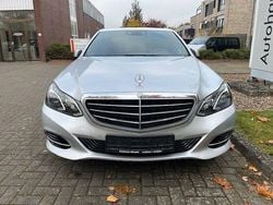 Silber Gebraucht 2013 Mercedes E300 Elegance Limousine | 17.290 € (Fairer Preis)