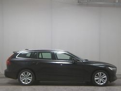 Schwarz Gebraucht 2020 Volvo V60 Momentum Kombi | 19.980 € (Guter Preis)
