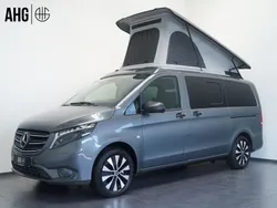 Grau Gebraucht 2024 Mercedes Vito Van / Kleinbus | 63.490 €