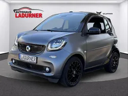 Schwarz Gebraucht 2018 Smart ForTwo Electric Drive Cabrio | 10.380 € (Etwas zu teuer)