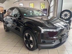 Schwarz Gebraucht 2025 Volvo EX30 Core SUV | 27.999 €