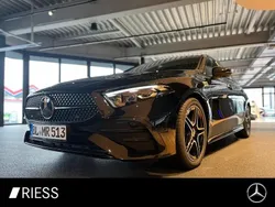 Schwarz Gebraucht 2025 Mercedes A200 AMG Limousine | 36.300 € (Fairer Preis)