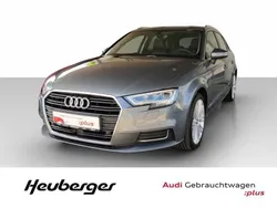 Grau Gebraucht 2019 Audi A3 Sportback Design Limousine | 20.990 € (Fairer Preis)