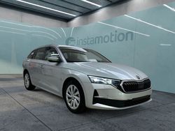 Silber Gebraucht 2024 Skoda Octavia Selection Kombi | 30.791 € (Fairer Preis)