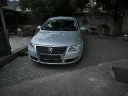 Grau Gebraucht 2007 VW Passat Kombi | 700 € (Superpreis)