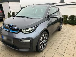 Grau Gebraucht 2018 BMW i3 Comfort Edition Kleinwagen | 12.990 € (Fairer Preis)