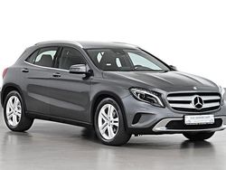 Grau Gebraucht 2016 Mercedes GLA180 Urban SUV | 18.990 € (Fairer Preis)