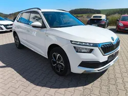 Weiß Gebraucht 2020 Skoda Kamiq Drive SUV | 18.590 € (Guter Preis)