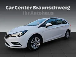 Weiß Gebraucht 2018 Opel Astra Edition Kombi | 9.999 € (Fairer Preis)