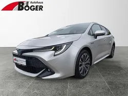 Cosmicsilber metallic Gebraucht 2021 Toyota Corolla Team Kombi | 23.590 € (Fairer Preis)