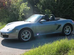 Silber Gebraucht 2006 Porsche Boxster Cabrio | 12.500 €