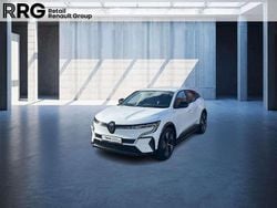 Weiß (gletscherweiss (weiß)) Gebraucht 2023 Renault Mégane Equilibre Limousine | 21.490 € (Guter Preis)