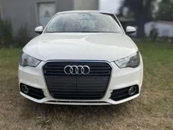 Weiß Gebraucht 2013 Audi A1 Sportback Kleinwagen | 4.000 € (Guter Preis)