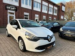Weiß Gebraucht 2014 Renault Clio IV Expression Limousine | 5.900 € (Fairer Preis)