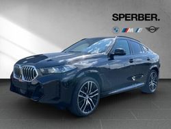 Schwarz (saphirschwarz metallic) Gebraucht 2024 BMW X6 Comfort Edition SUV | 96.851 € (Superpreis)
