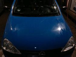 Blau Gebraucht 2001 Opel Corsa Kleinwagen | 1.100 €
