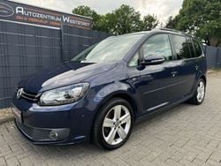 Night blue metallic Gebraucht 2015 VW Touran Cup Van / Kleinbus | 11.499 € (Guter Preis)