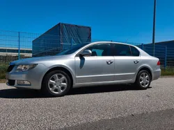 Grau Gebraucht 2008 Skoda Superb Comfort Limousine | 4.250 € (Guter Preis)