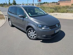 Grau Gebraucht 2014 VW Touran Life Van / Kleinbus | 6.300 € (Superpreis)