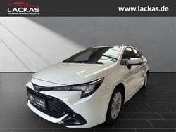 Weiss Gebraucht 2023 Toyota Corolla Business Edition Kombi | 25.450 € (Guter Preis)