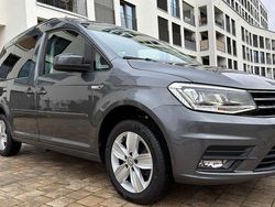 Grau Gebraucht 2015 VW Caddy Comfortline Van / Kleinbus | 13.990 € (Fairer Preis)
