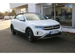 Pure white (weiss) Gebraucht 2022 VW T-Roc Style SUV | 35.900 € (Teuer)