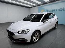Weiß Gebraucht 2024 Seat Leon FR Kleinwagen | 25.999 € (Guter Preis)