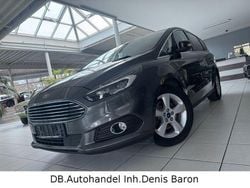 Blau Gebraucht 2017 Ford S-MAX Titanium Van / Kleinbus | 11.980 € (Fairer Preis)