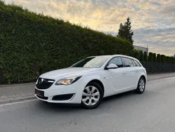Weiß Gebraucht 2017 Opel Insignia Edition Kombi | 4.950 € (Guter Preis)