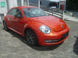 Orange Gebraucht 2015 VW Beetle CLUB Limousine | 15.990 €