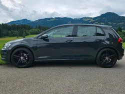 Grau Gebraucht 2014 VW Golf VII Limousine | 8.390 € (Guter Preis)