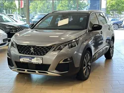 Grau lack grau artense/metallic klarlack Gebraucht 2021 Peugeot 5008 GTi Van / Kleinbus | 23.870 € (Superpreis)