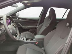 Schwarzmagic perleffekt Gebraucht 2022 Skoda Octavia SportLine Kombi | 26.660 € (Fairer Preis)